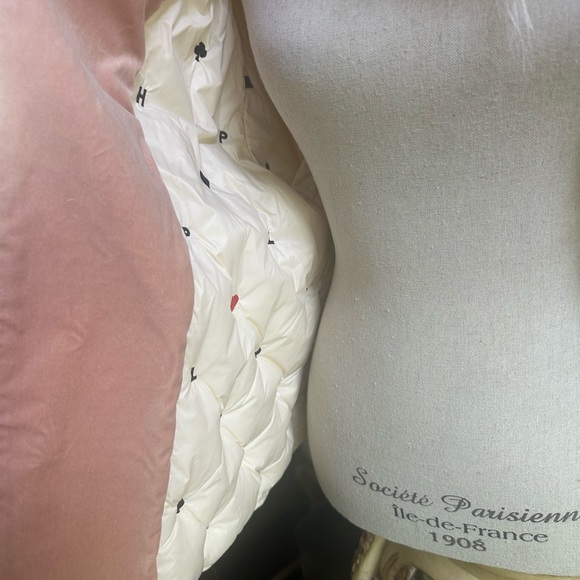 ❤️NWOT Down hooded puffer hply embroideredHPLY & hearts fox trim ? - Picture 7 of 10